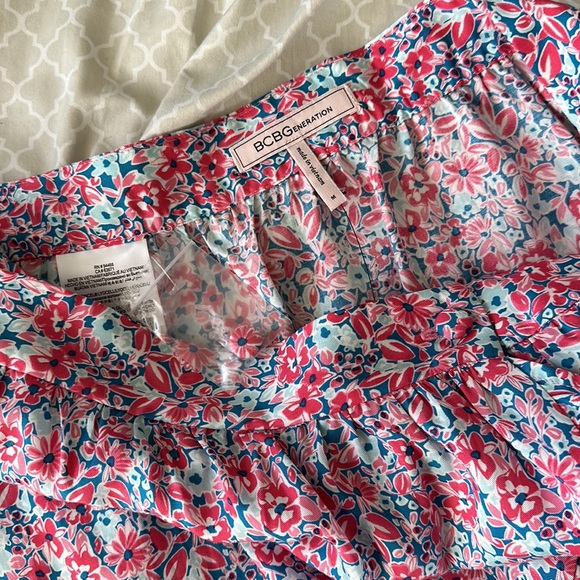 BCBG Skirt - Picture 3 of 5